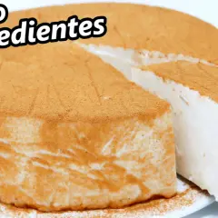 Pastel cremoso de papilla de maicena con canela, ¡solo 4 ingredientes! Un hombre sorprendido mira el postre.