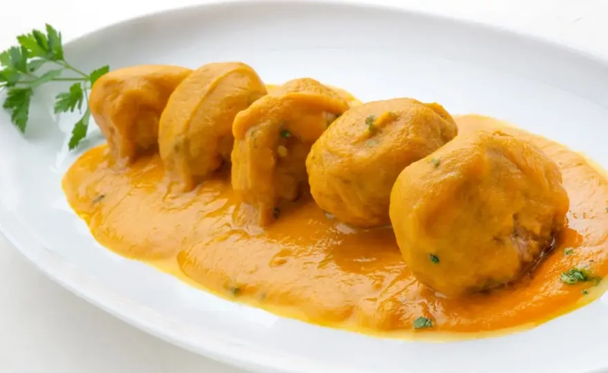 Albóndigas en salsa Arguiñano - La receta tierna que no falla