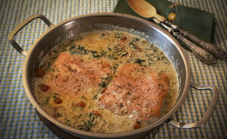 Salmón a la Toscana - Cremoso, jugoso y sin errores