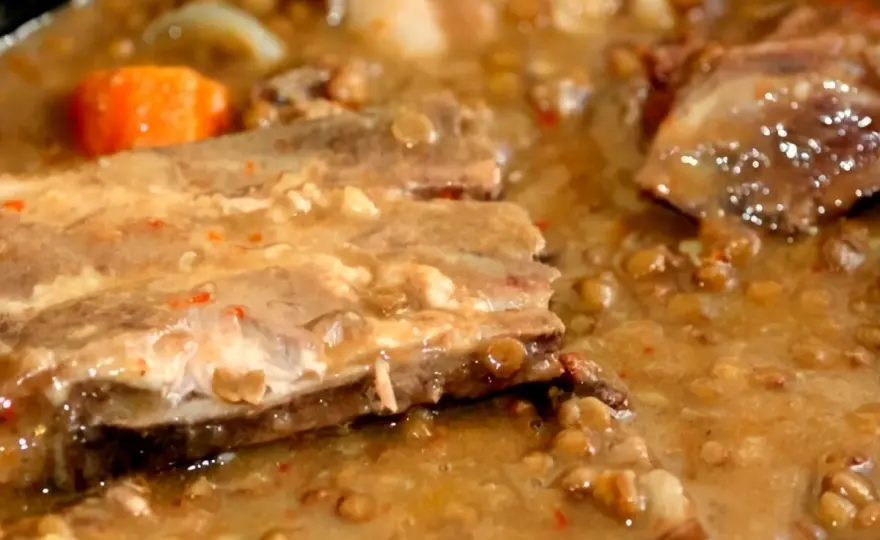 Lentejas con costillas - Receta perfecta y trucos clave