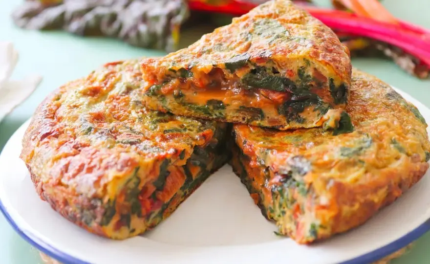 Tortilla de acelgas jugosa - El secreto para que no quede aguada